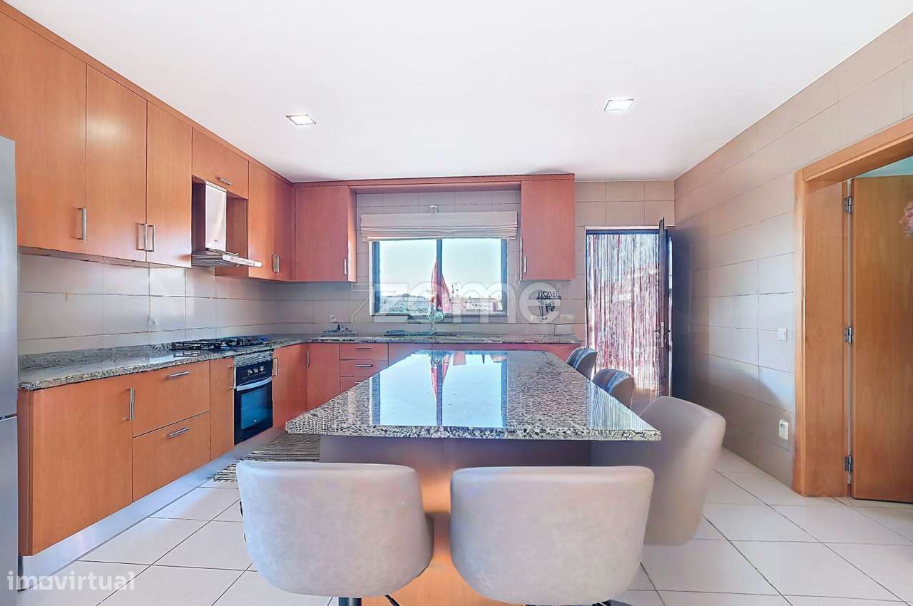 Excelente Moradia T5 + 1 em Vagos-31