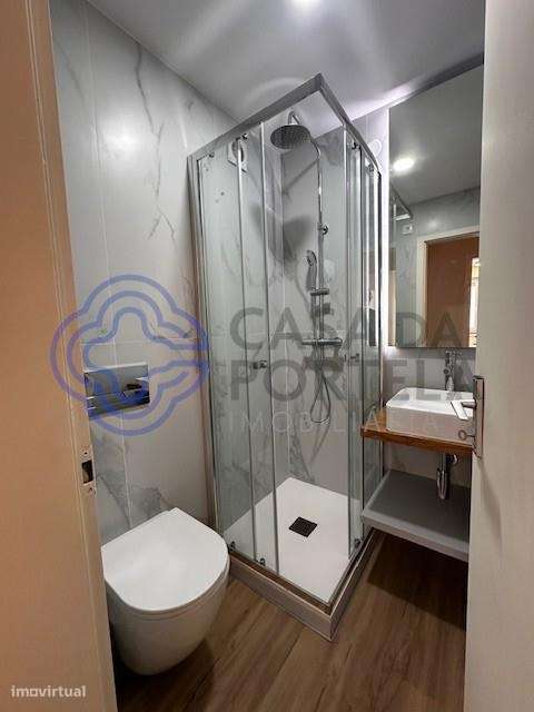 Apartamento T3 com elevador e garagem no Foco - Grande imagem: 3/23