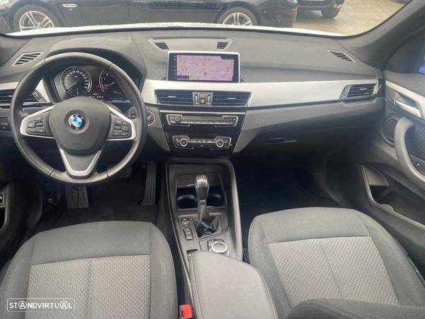 BMW X1 25 e xDrive Corporate Edition - 17