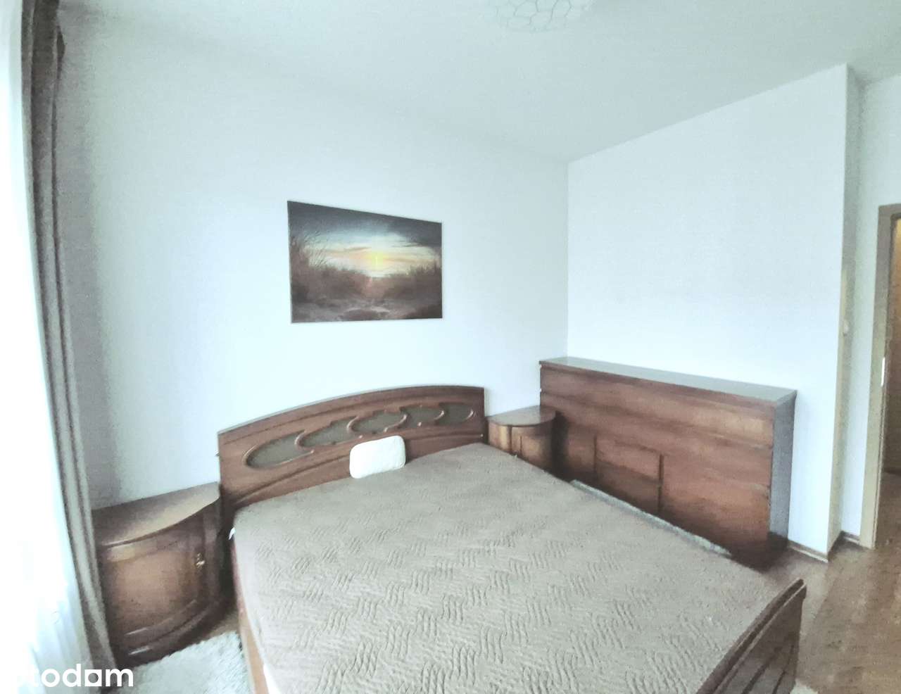 Cichy apartament z balkonem, garaż i komórka w cenie-5