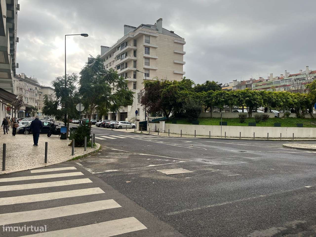 Oportunidade de Investimento — Loja à Venda no Lumiar por 50.000 €-27