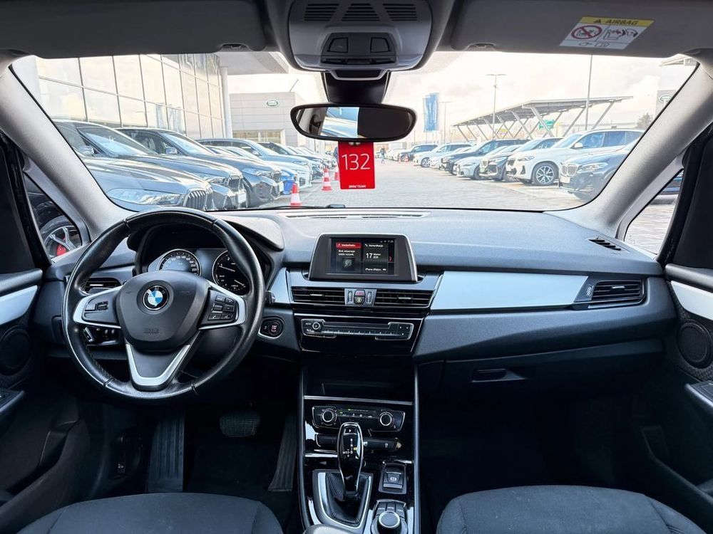 BMW Seria-2 218D 2019 — zdjęcie 2