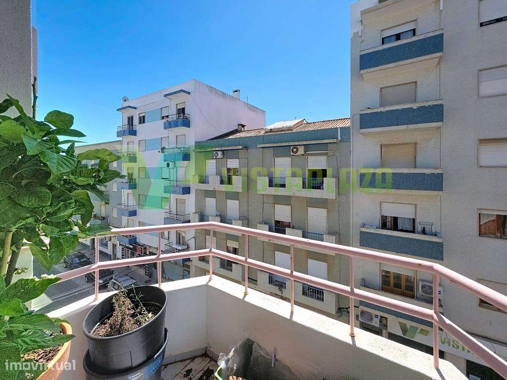 Apartamento T2 em Portimão, perto da Zona Ribeirinha-11