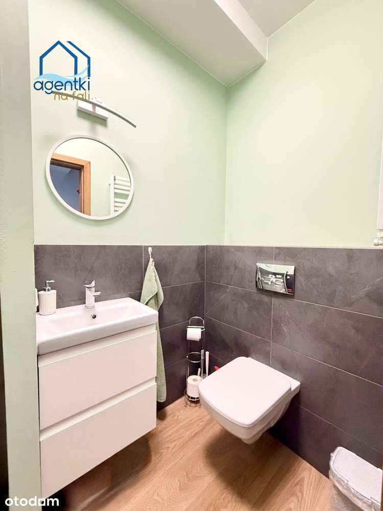 Rodzinny dom w zabudowie szeregowej z ogrodem .-18