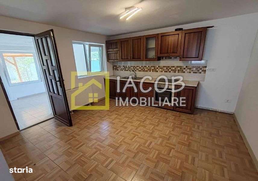 Casa P+M cu 800 mp teren, com. Garleni, jud. Bacau - Imagine principală: 5/8