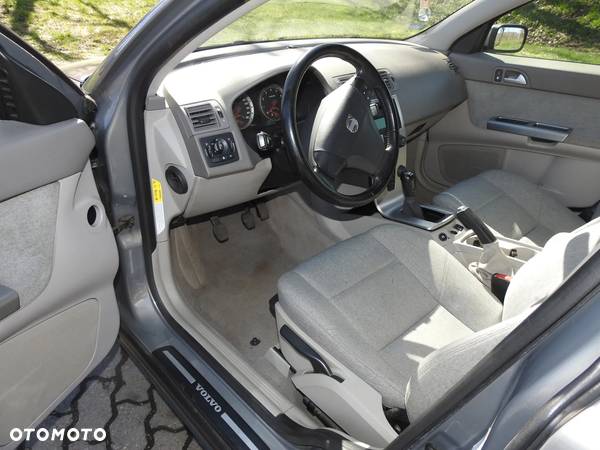 Volvo S40 1.8 - 22