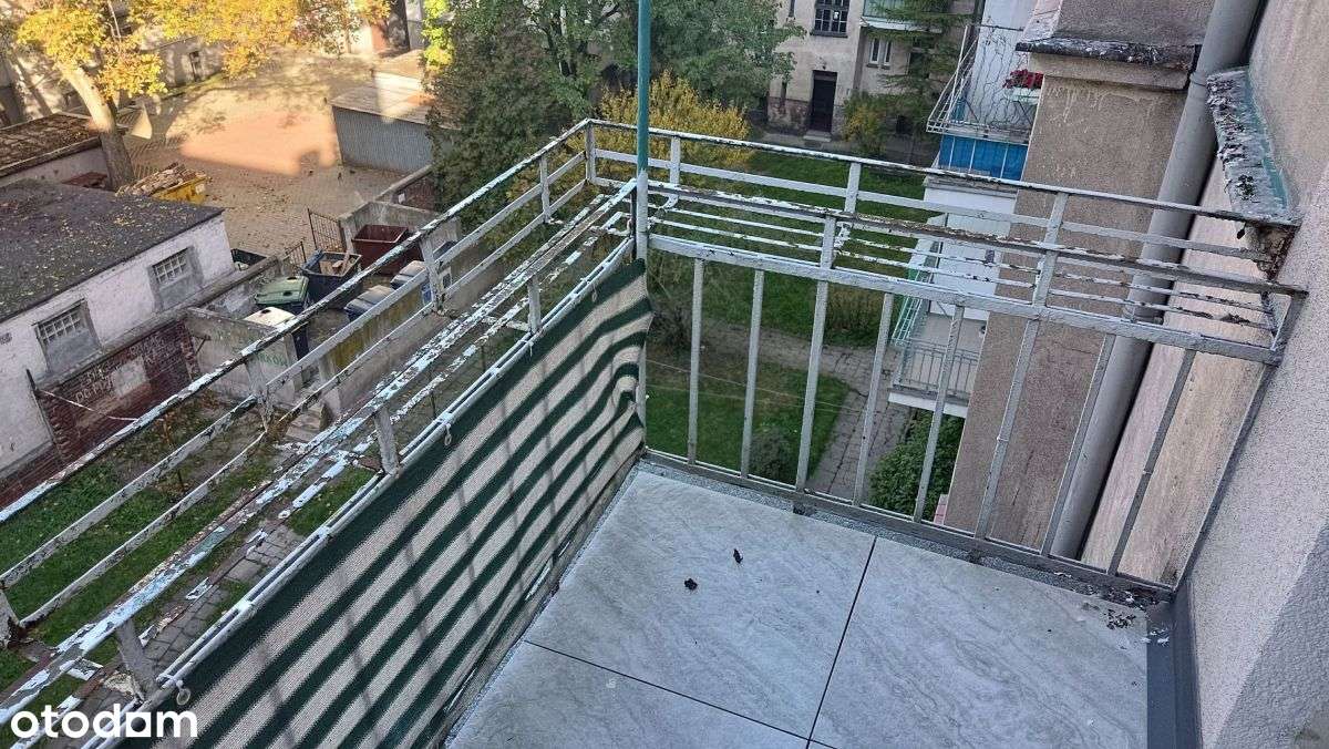 Duże mieszkanie w ładnej kamienicy na Wildzie-9