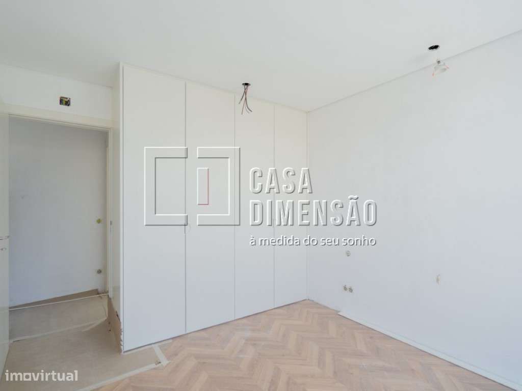 Moradia isolada de tipologia T3 na melhor zona da Aroeira, com Pisc...-14