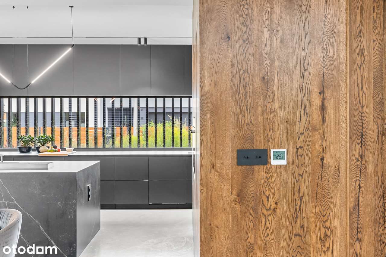 Nowoczesny parterowy dom prawie 6m wysokości, Luksus i elegancja-15