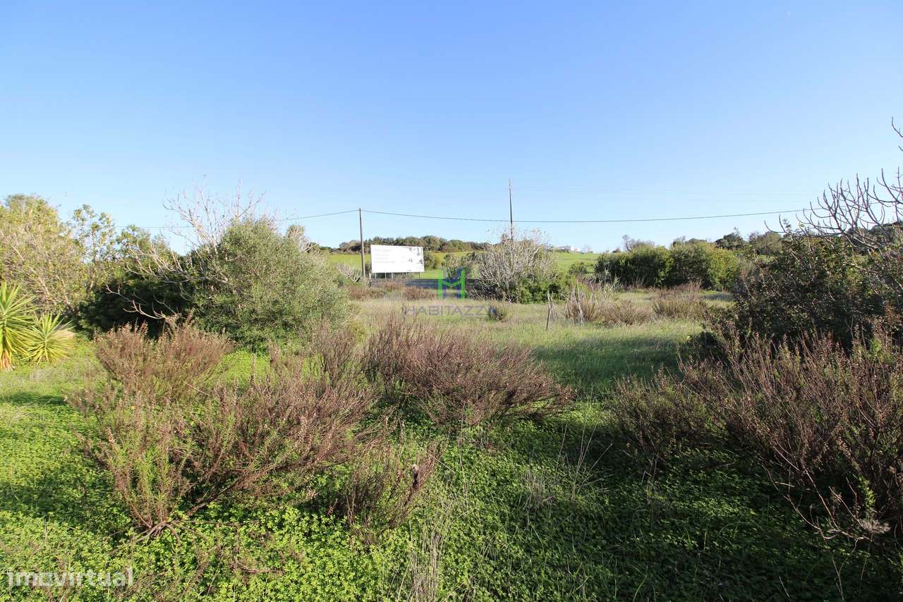 Terreno rústico, 3.320 m2, com água e eletricidade, perto de Lagos - Grande imagem: 4/9