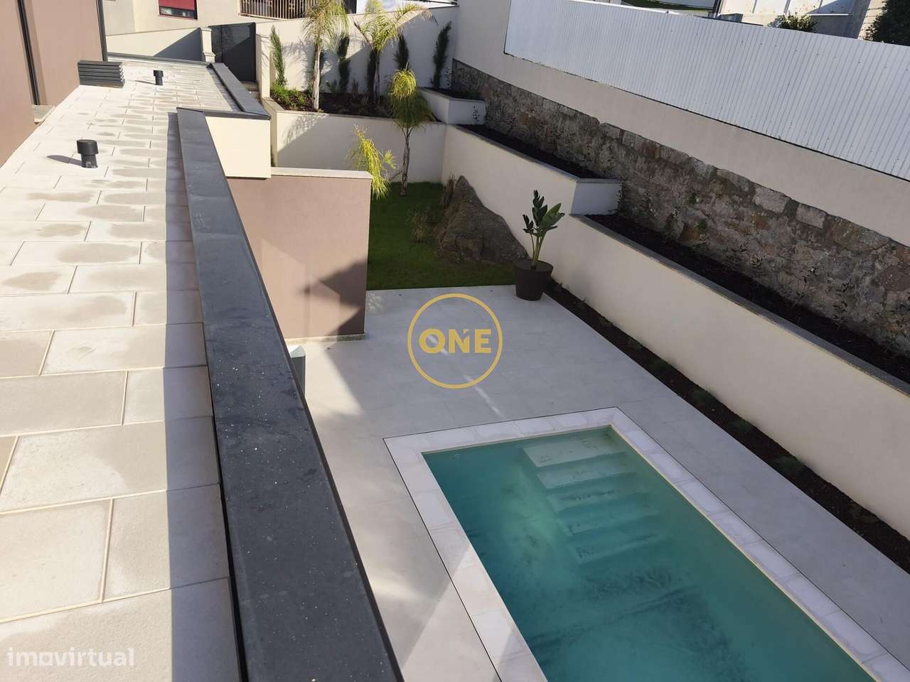 Moradia T4 de Luxo - Nova pronta habitar - Grande imagem: 4/33