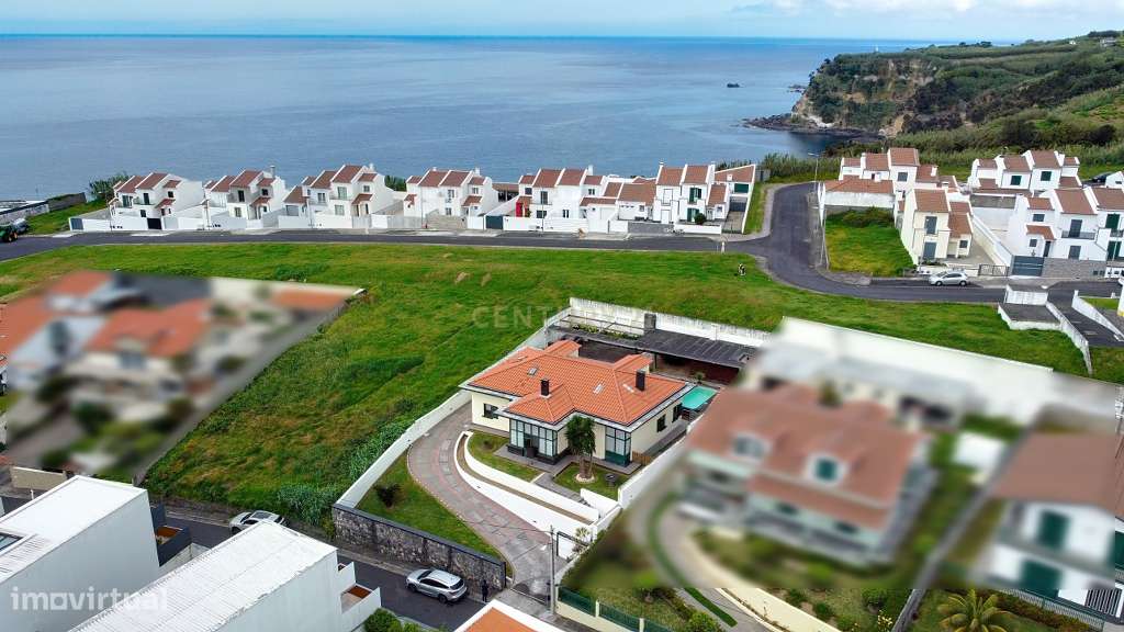 Estilo e Localização em Harmonia – Moradia T4 Junto à Praia do Degredo - Grande imagem: 2/60