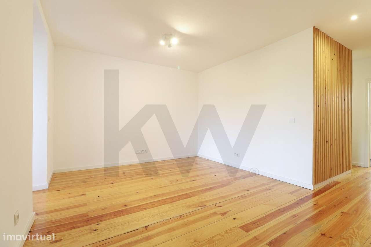 Apartamento T2 Remodelado com Vista para o Parque de Monsanto – Campo - Grande imagem: 2/20