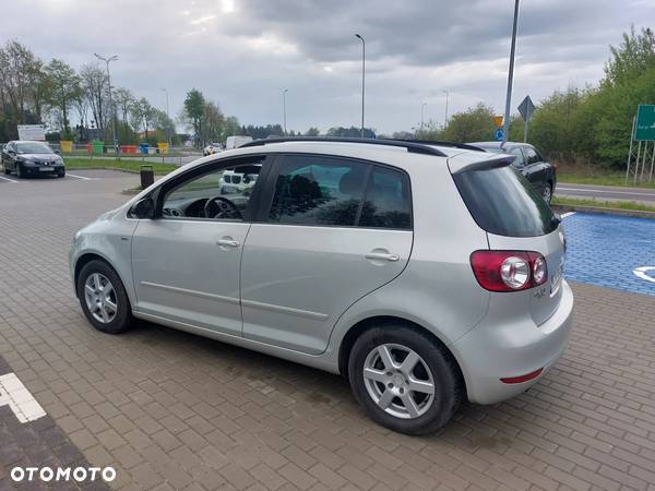 Volkswagen Golf Plus - 24