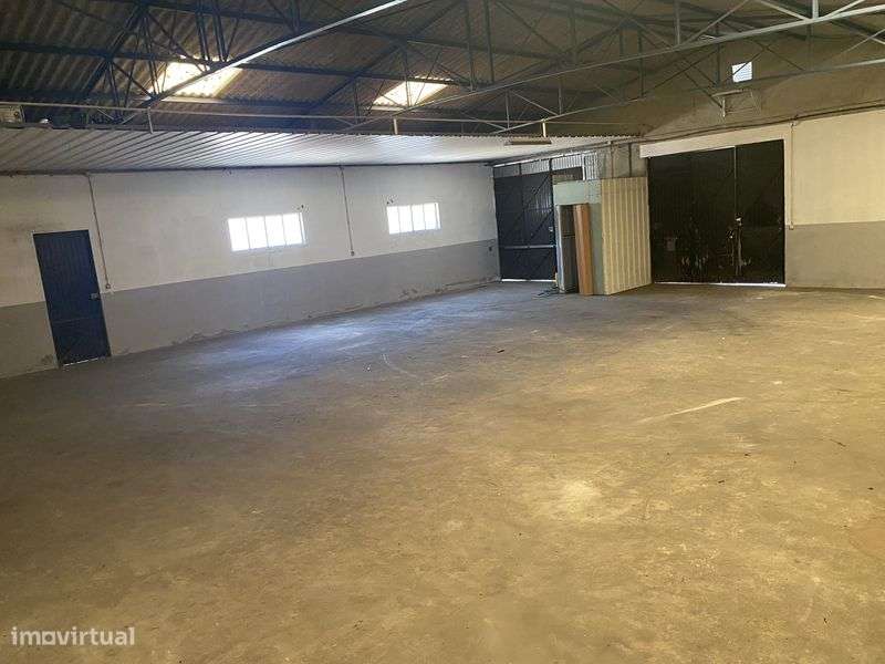 Armazem - pavilhao 200m - Grande imagem: 4/4