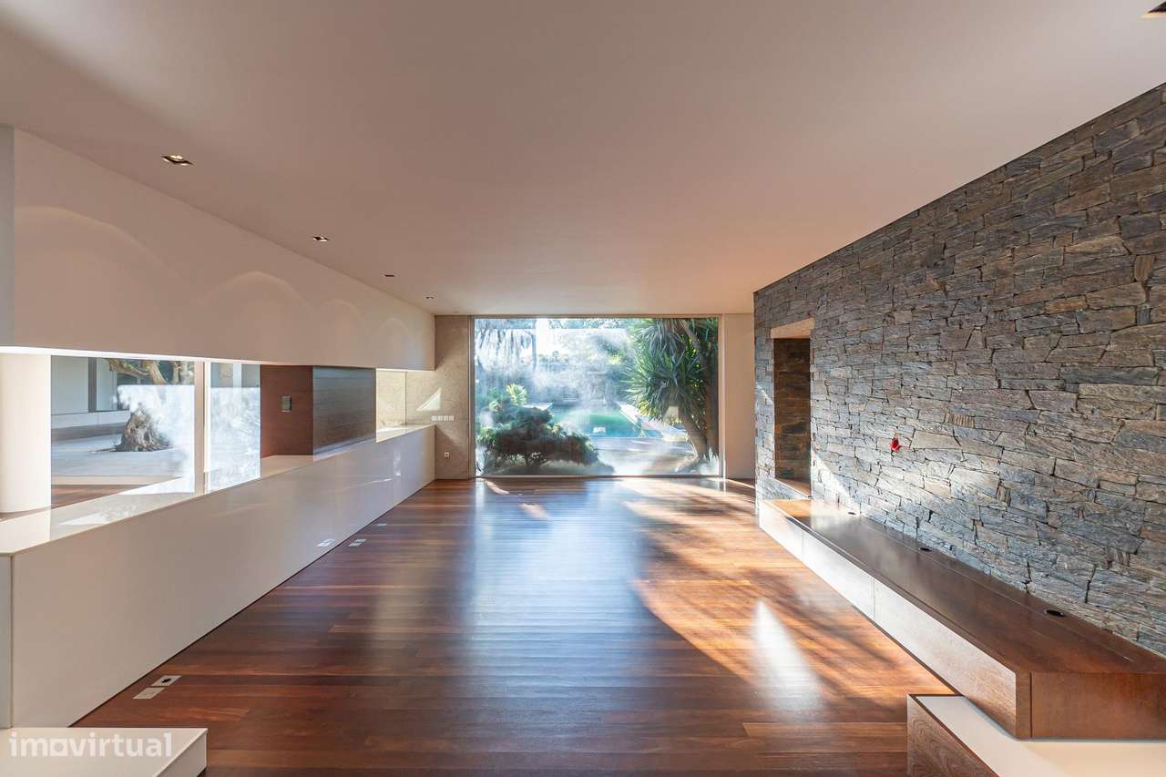 Moradia de Luxo com Elevada Privacidade, Piscinas Interior e...-15