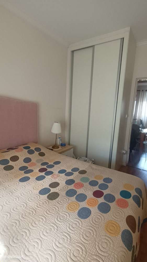 T2 com terraço no Bairro Rêgo em Lisboa-13