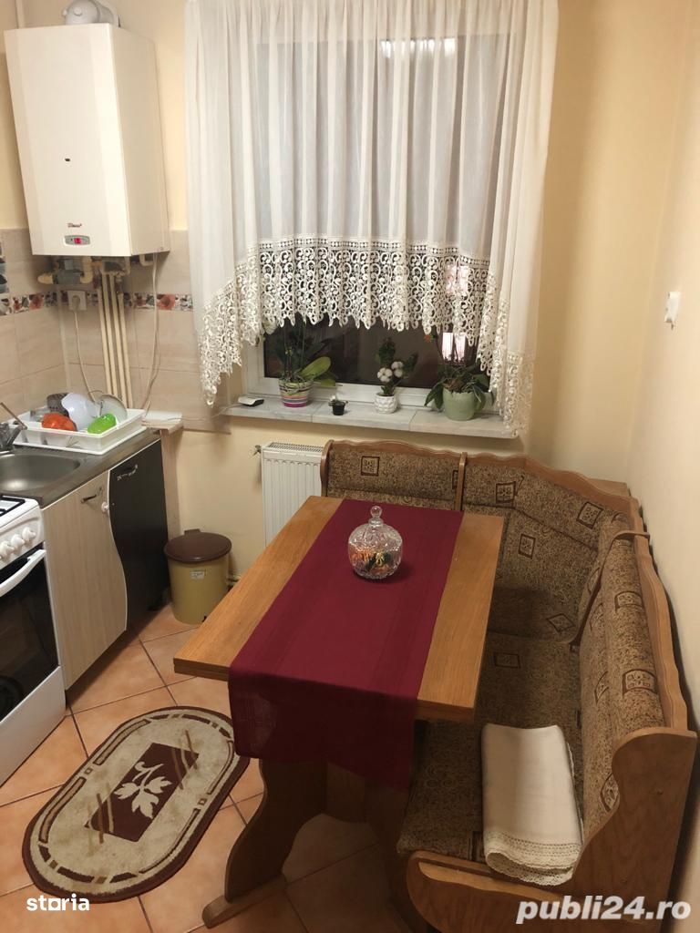 Inchiriez apartament 2 camere,etaj3 Cedonia