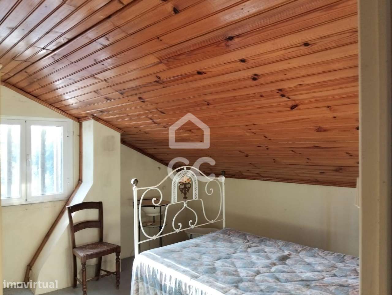 Moradia T5 inserida em lote de 376 m²-35