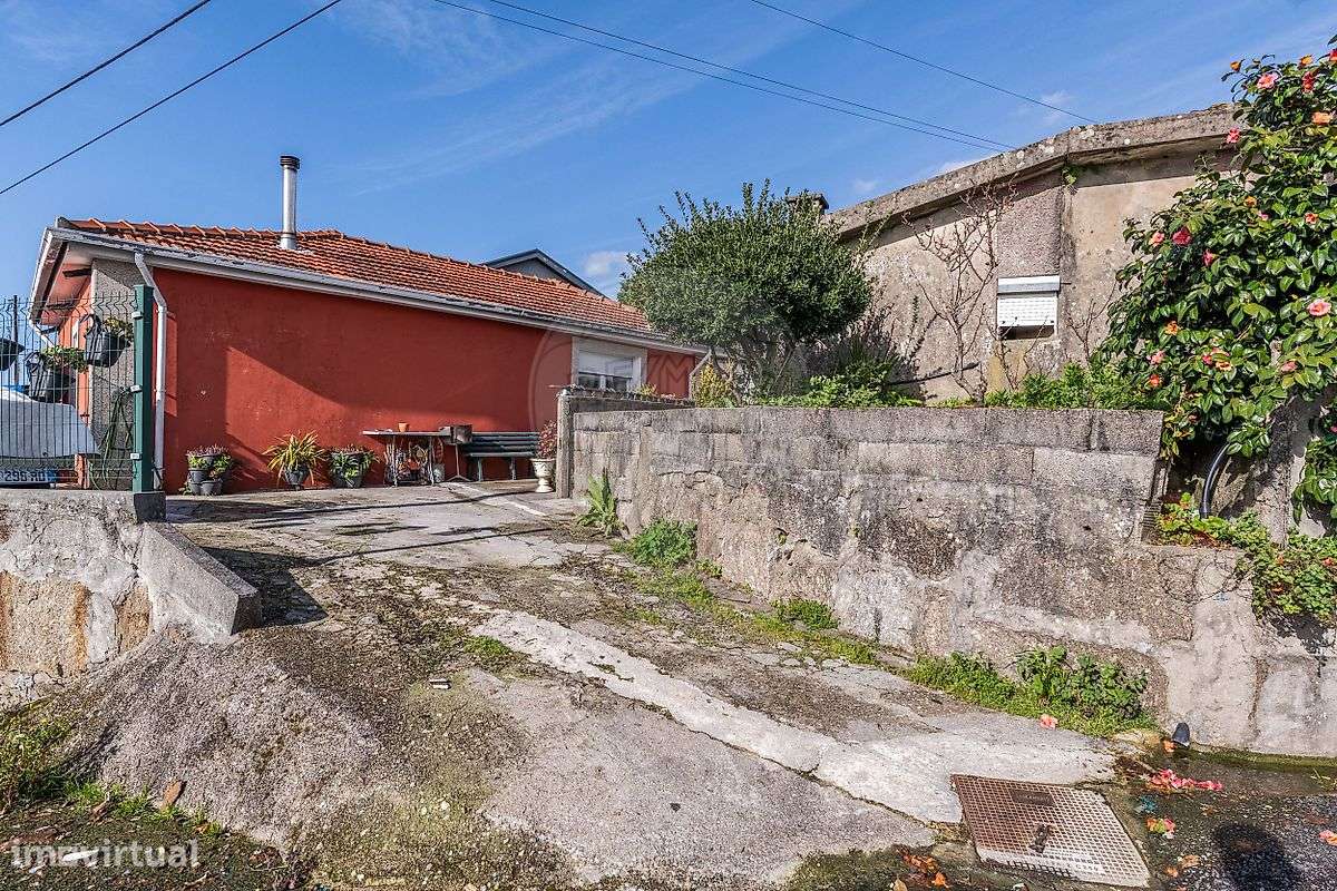 Moradia T2 para venda-5