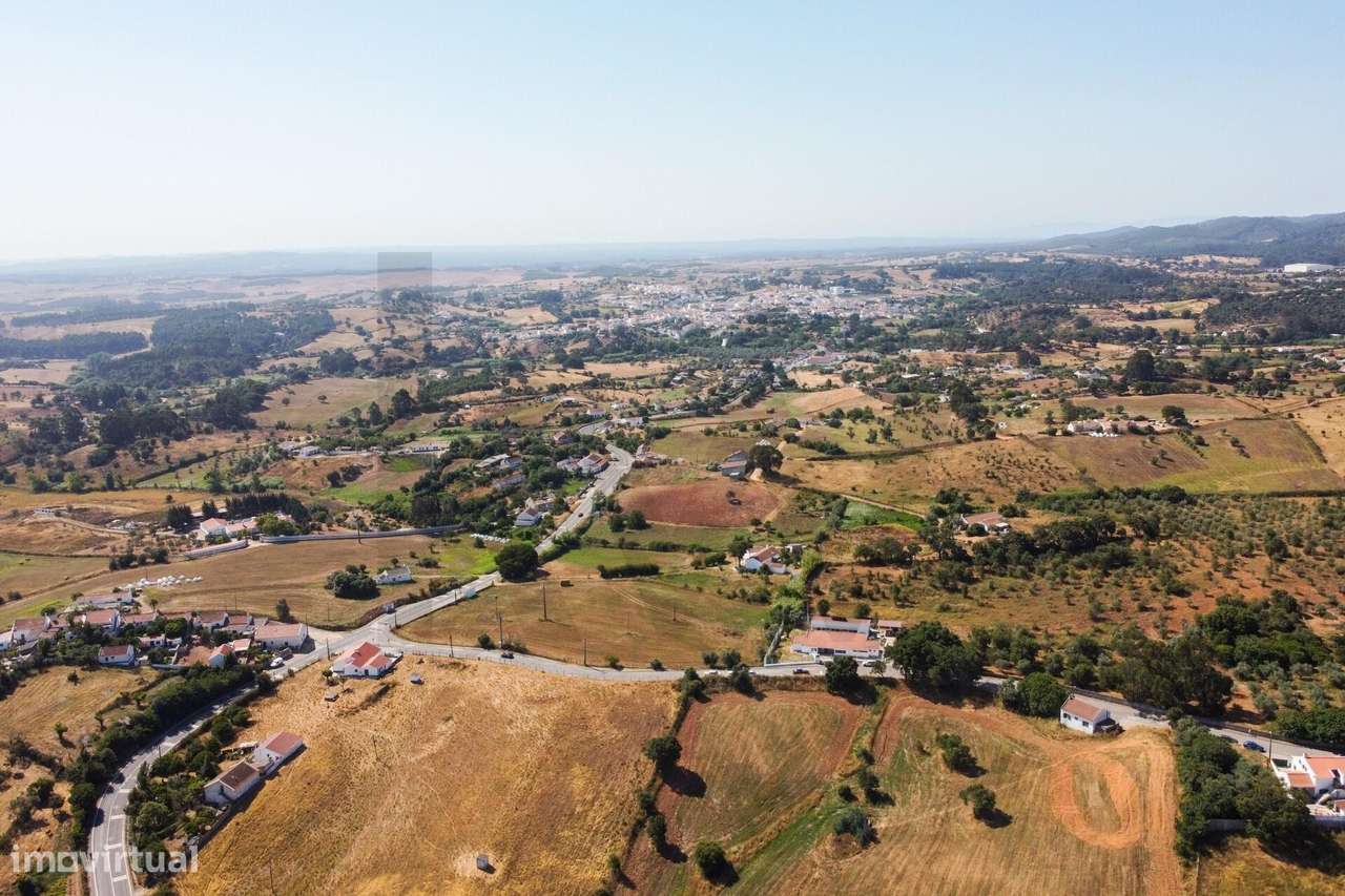 Moradia T2 com 13.500 m2 de Terreno em Cercal do Alentejo e Próxima da-25
