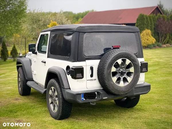 Jeep Wrangler - 9