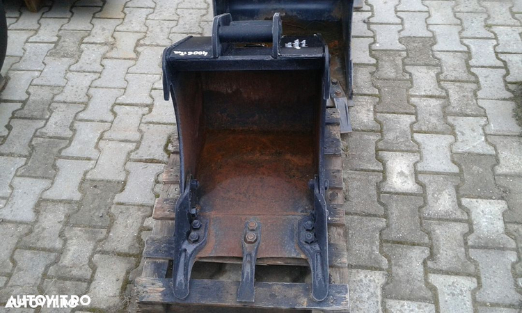 Cupa miniexcavator 4-5 tone - 2