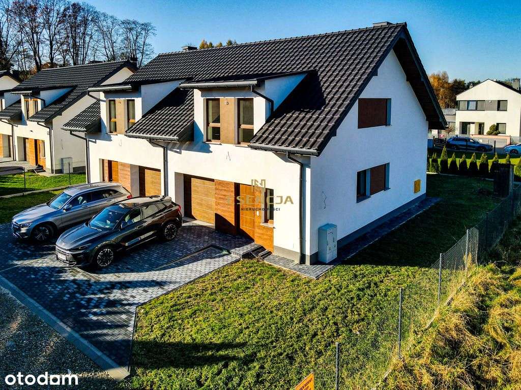Nowy Sącz, os. Zawada – nowoczesny dom Bliźniak