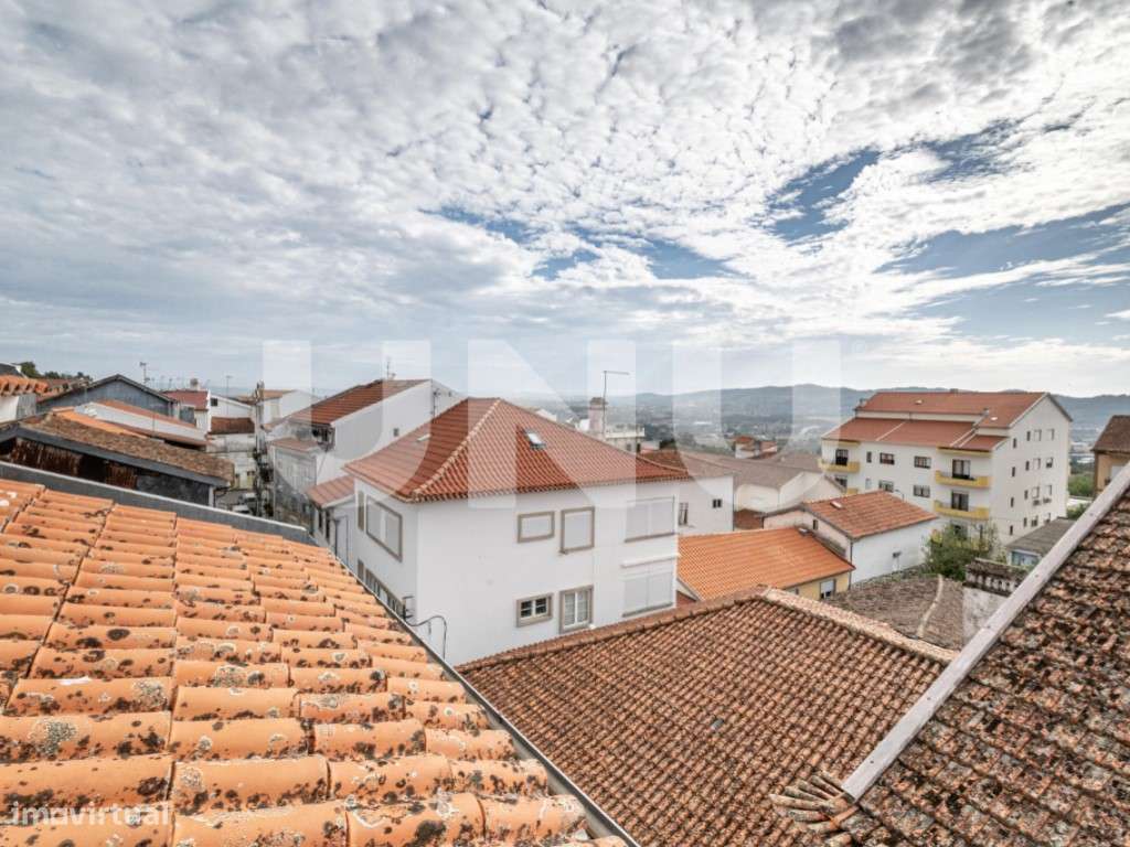 Prédio com Dois Edifícios Independentes no Tortosendo - Elevado Pot...-39