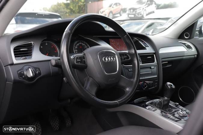 Audi A4 Avant 2.0 TDI Exclusive - 8