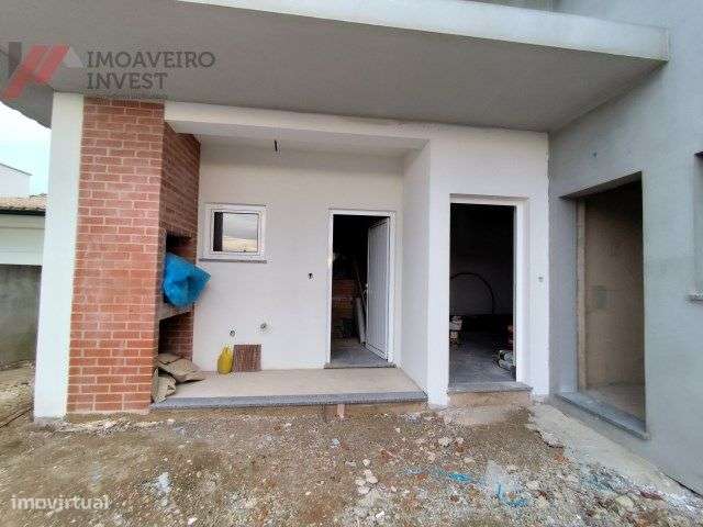 Moradia T4 Isolada – Troviscal - Grande imagem: 3/40