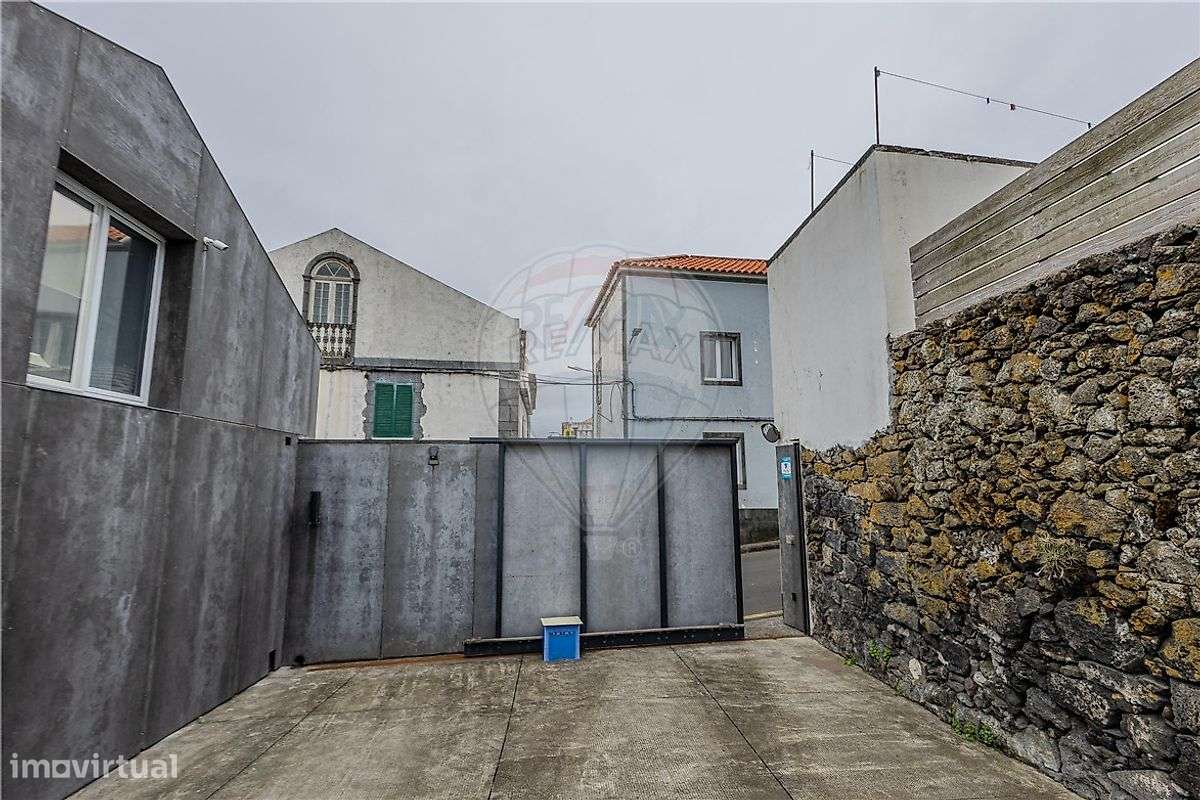 Moradia T4 para venda-26