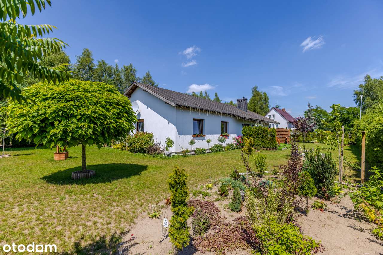 Piękny parterowy dom z garażem RABOWICE-15