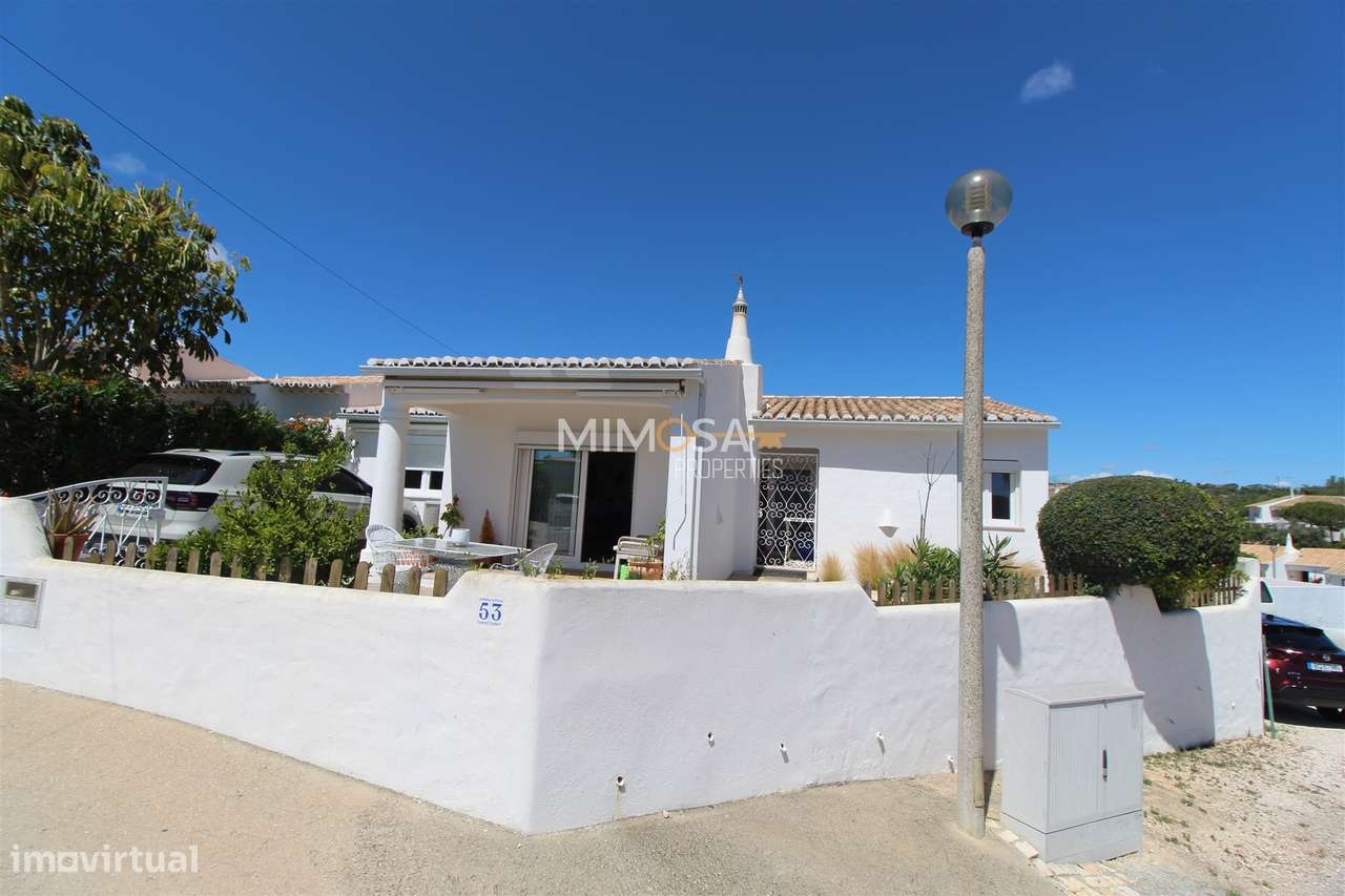 Moradia T3 totalmente renovada junto à Praia da Luz, Algarve - Grande imagem: 3/26