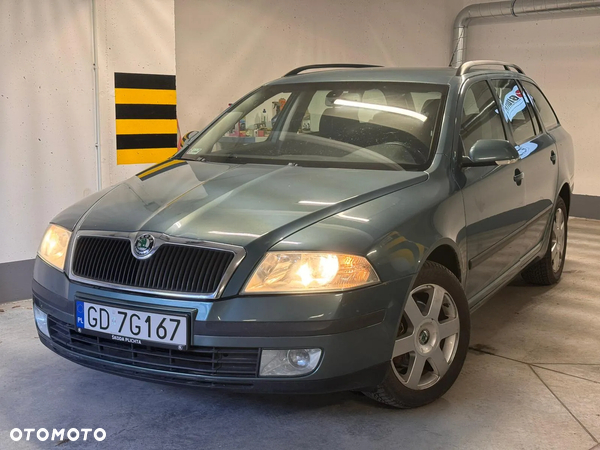 Skoda Octavia 2.0 TDI DPF DSG Elegance - 1