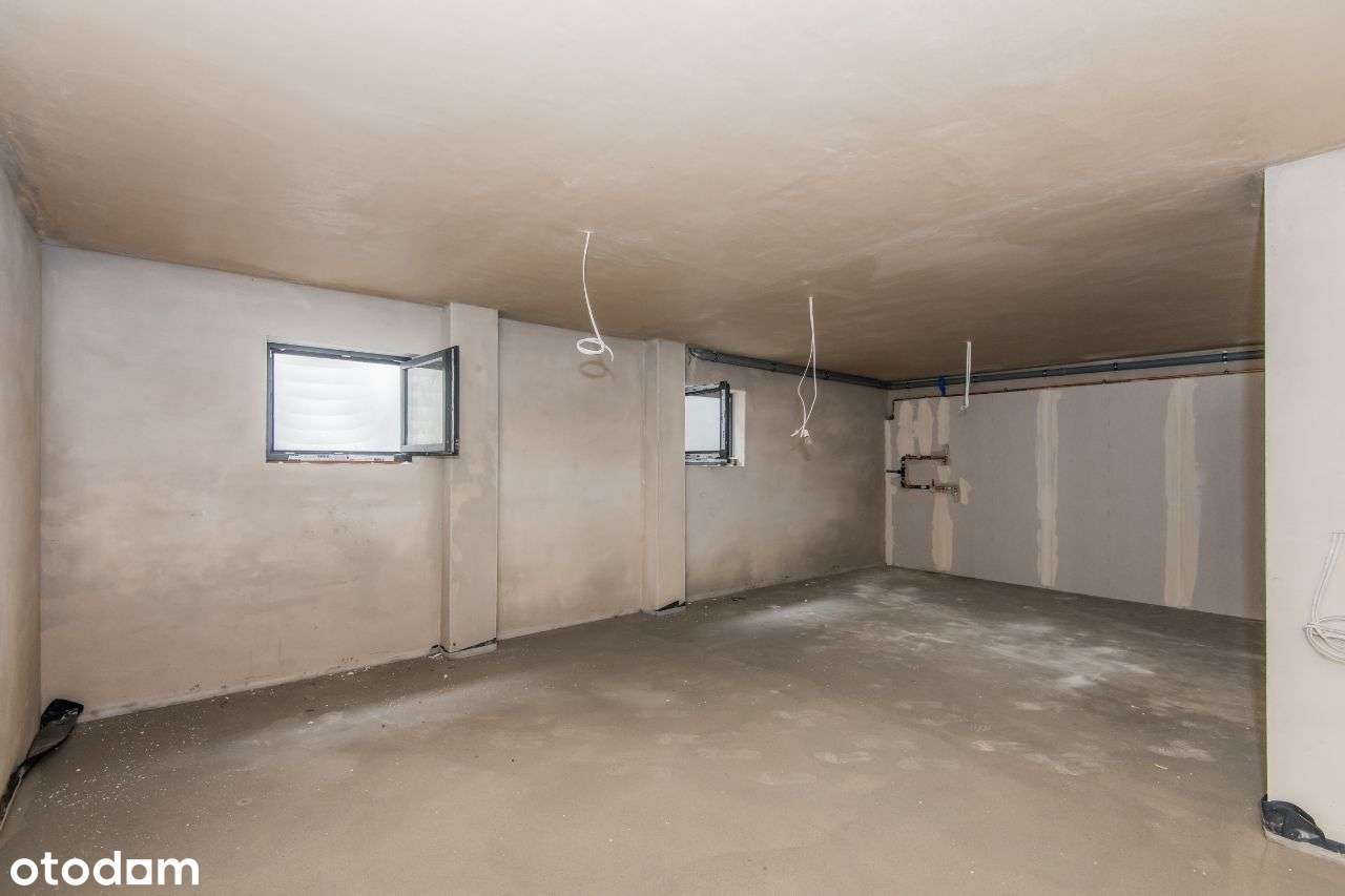 Bliźniak z wysoką piwnicą w Lusowie - dookoła LAS-13