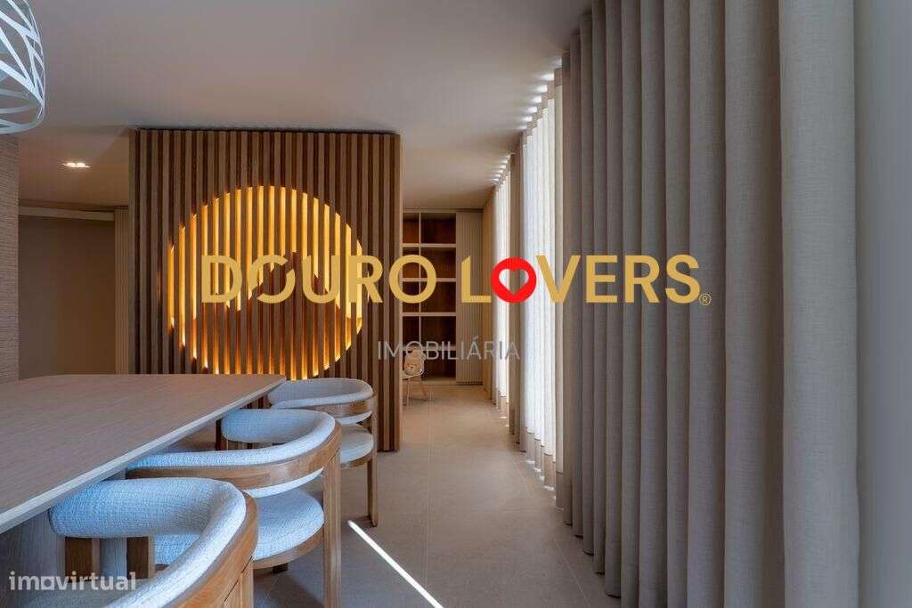 APARTAMENTO T4 | VARANDA | JARDINS D'ARRÁBIDA-33
