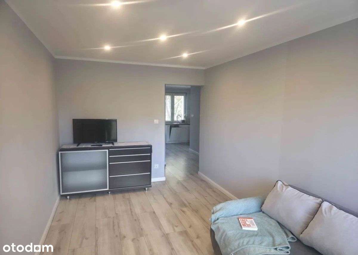 os. Pod Lipami, 2 pokoje + jadalnia - Pełny obrazek: 4/11