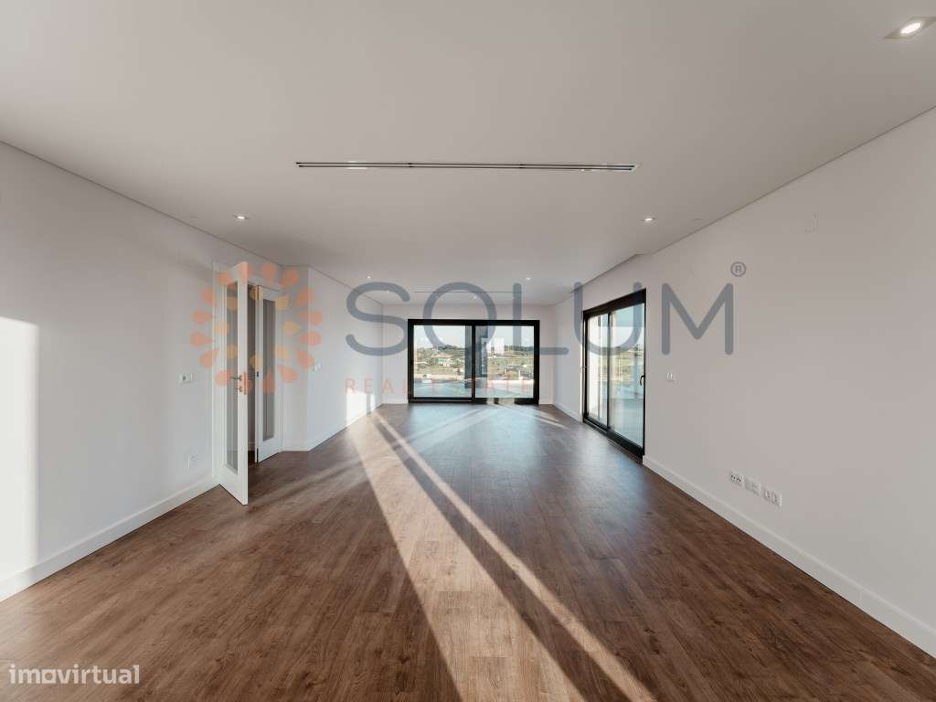 Penthouse de Luxo com piscina - Montijo-10