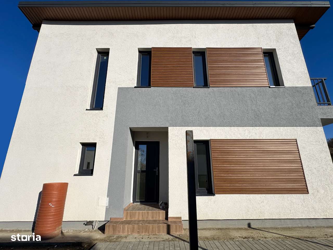 CANALIZARE! Incalz in pard! Vila 4 camere, Bucium - Barnova - Imagine principală: 1/10