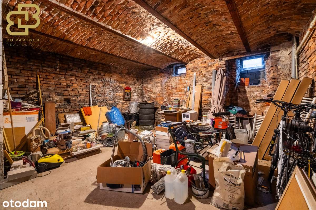 Kamienica centrum, bez lokatorów, b.dobry stan-19