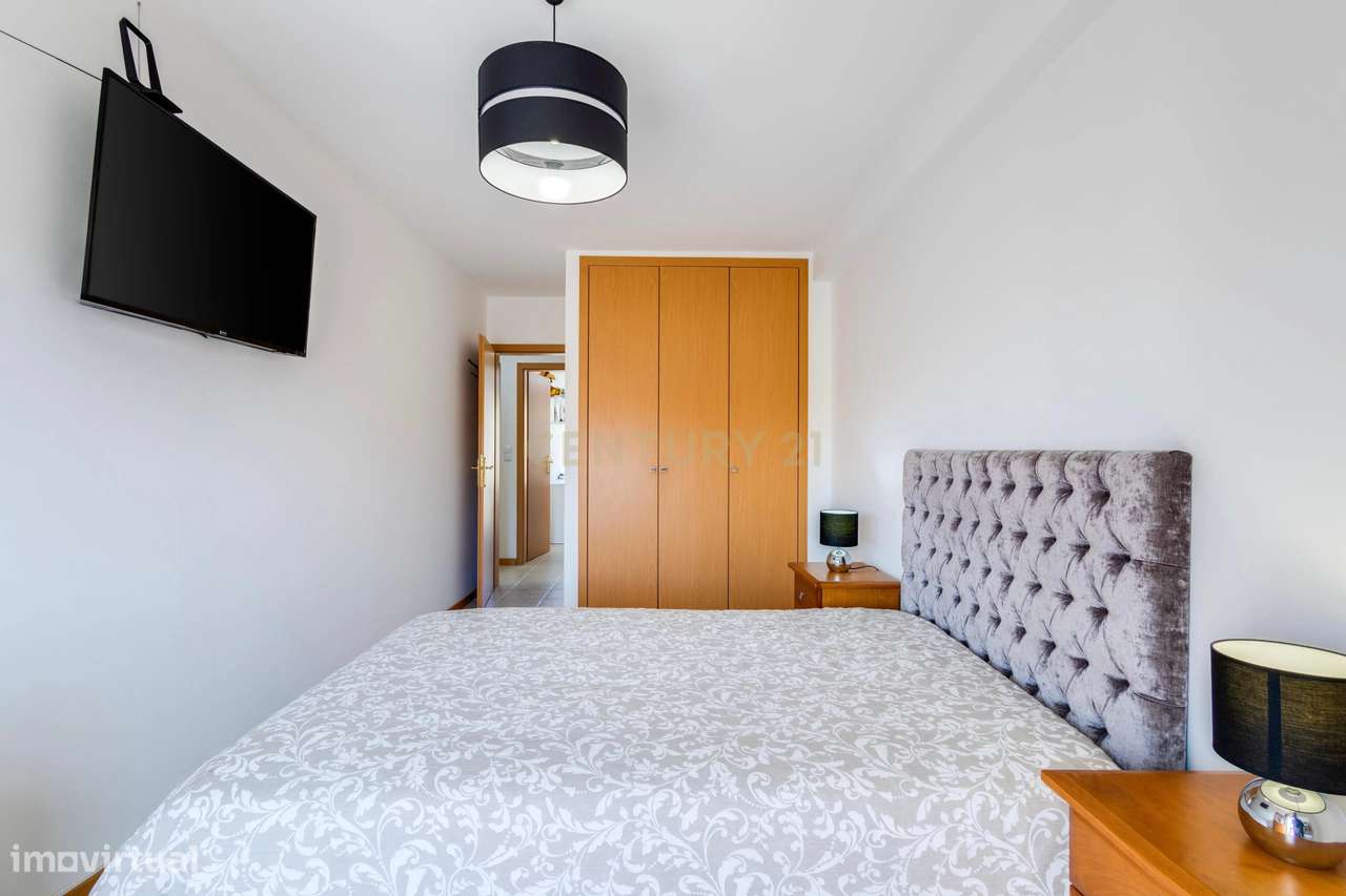 Apartamento T4 em Portimão-17