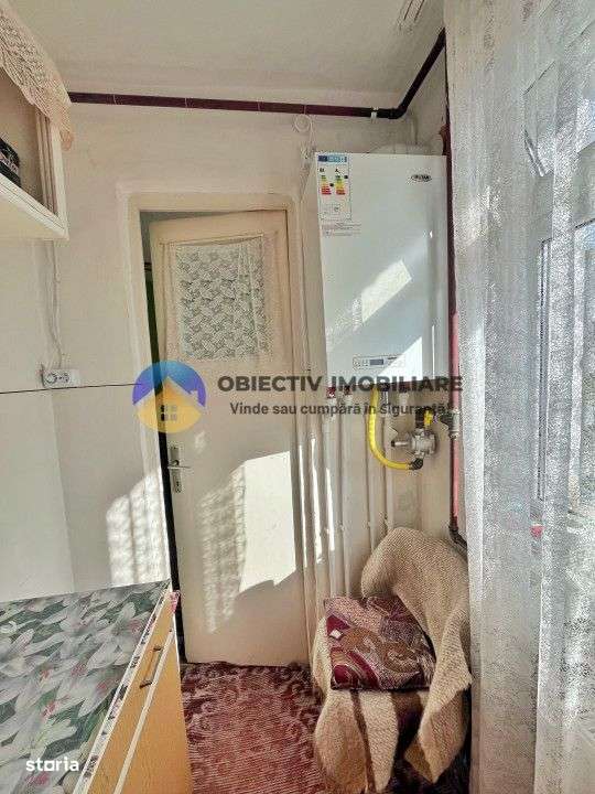 Garsoniera-ZONA LICEUL DE INFORMATICA - Imagine principală: 3/9