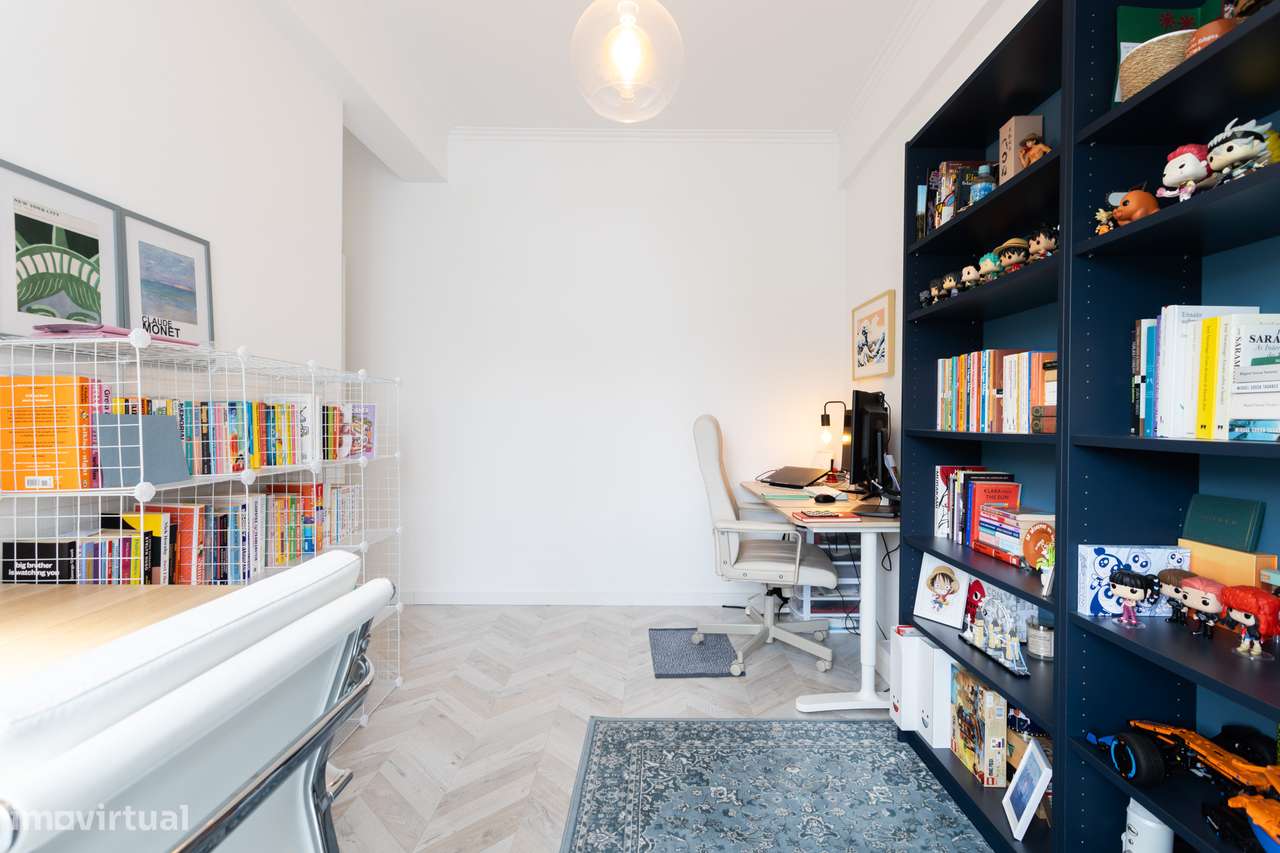 APARTAMENTO T2 EM MASSAMÁ-18