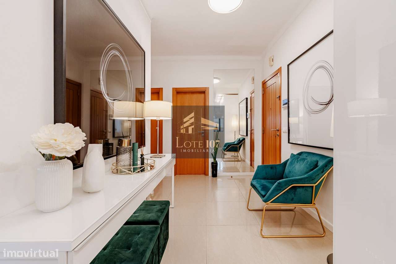 Apartamento T2 Remodelado em Pinhal Novo-16