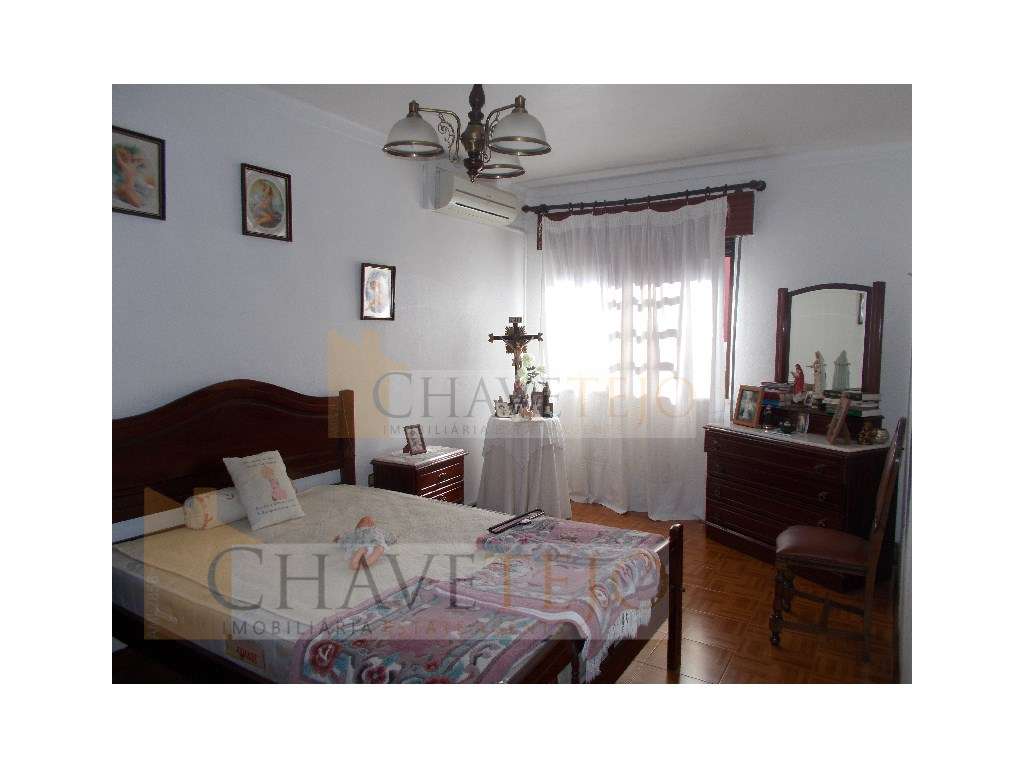 Moradia T2 com terreno em pequena aldeia. - Grande imagem: 5/21