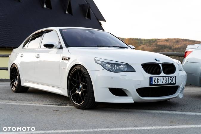 BMW M5 Standard - 3