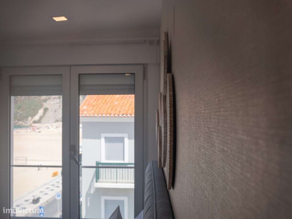 Apartamento T2 com Rooftop e Vista de 360º na Melhor Localização da...-35