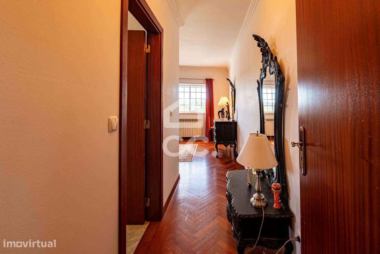 Moradia T4+3 de Prestígio em Vila Nova – Cadaval-36