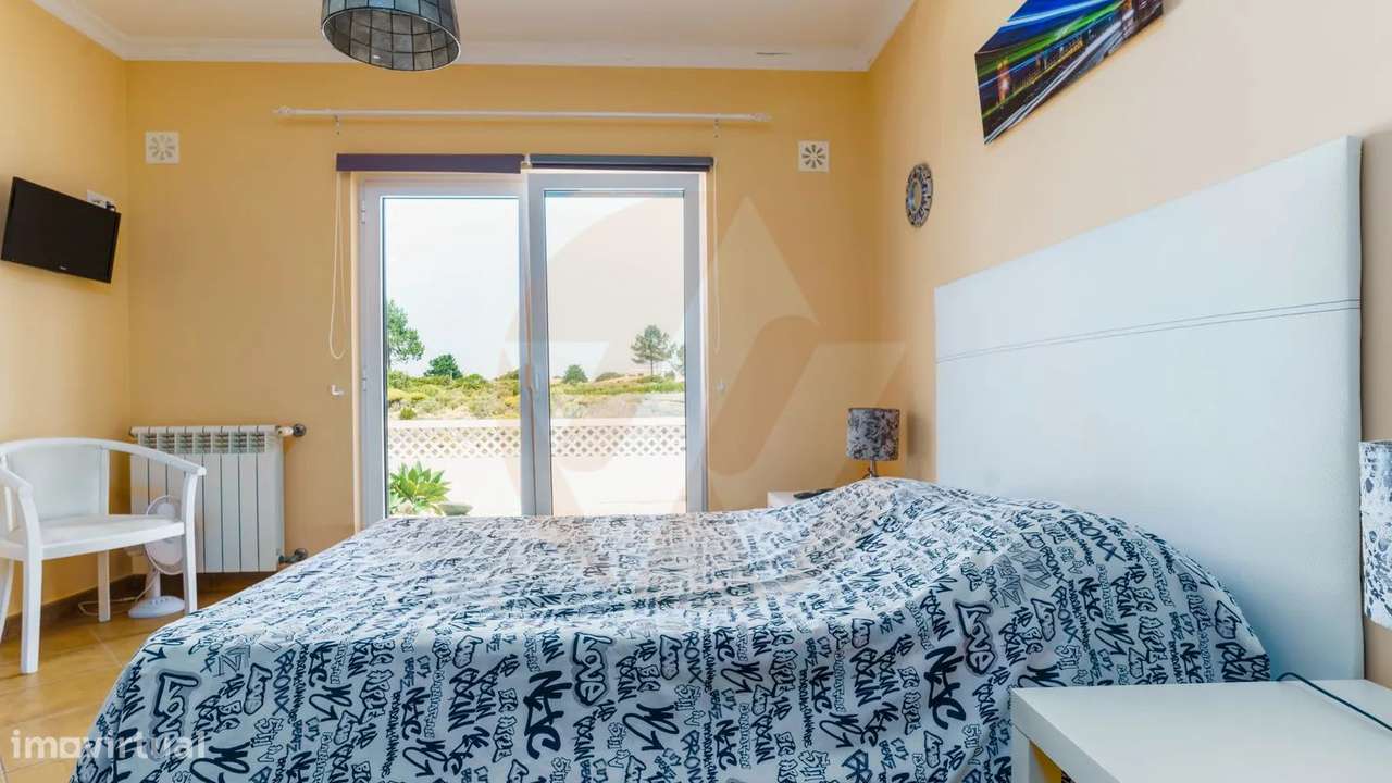 Moradia T4 com Piscina-9